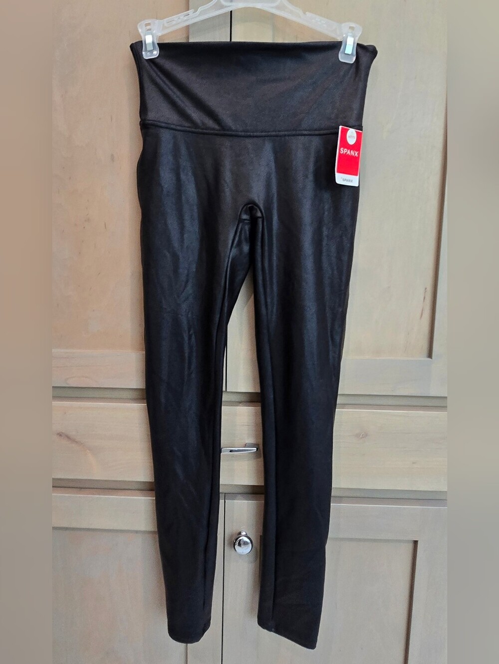 •NWT•  SPANX Faux Leather High-Waist Jeggings Black Med Petite